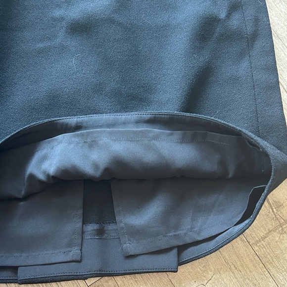 Tory Burch Ulisse Wool Crepe Pencil Skirt, size 0 - Picture 15 of 15